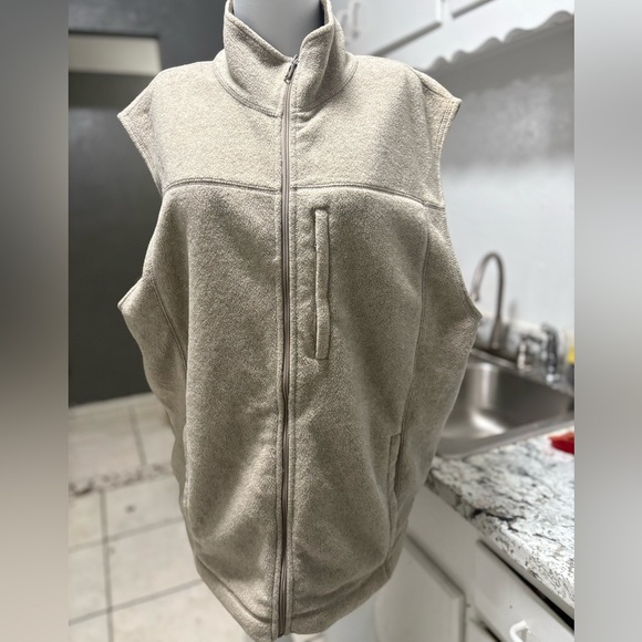 Beige Sleeveless Zip-Up Vest - Picture 1 of 4